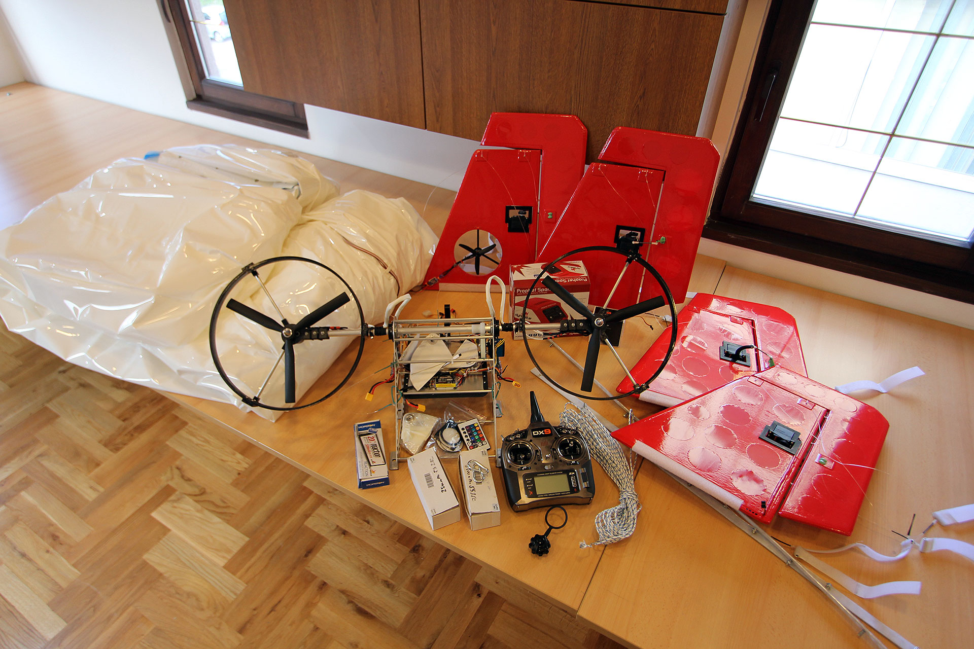 ready-to-fly-complete-set-for-our-7-m-rc-blimp